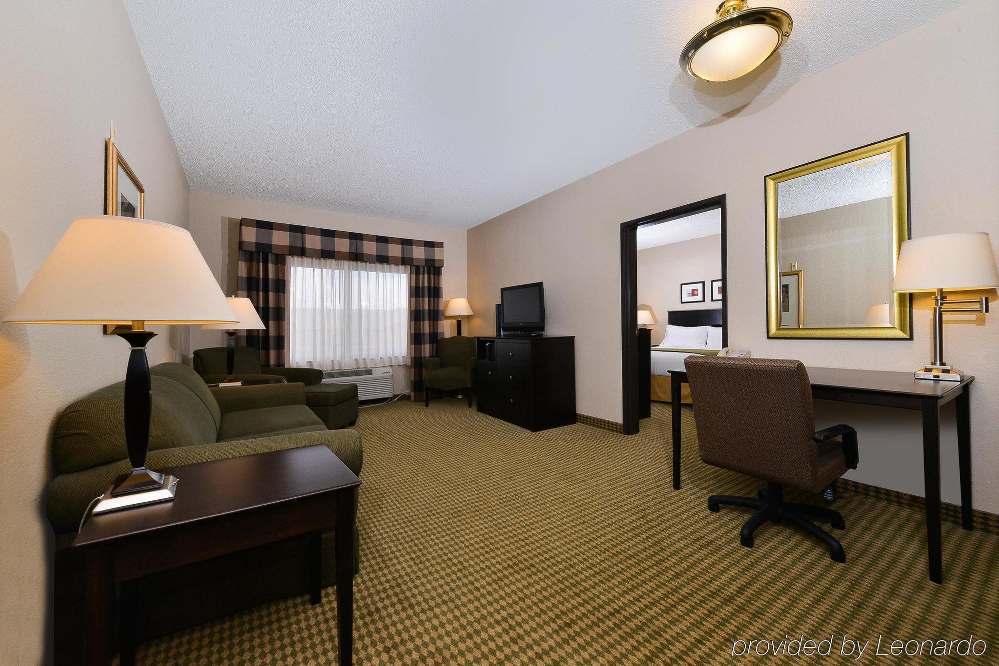 Holiday Inn Express Hotel And Suites Fort Worth/I-20 Экстерьер фото