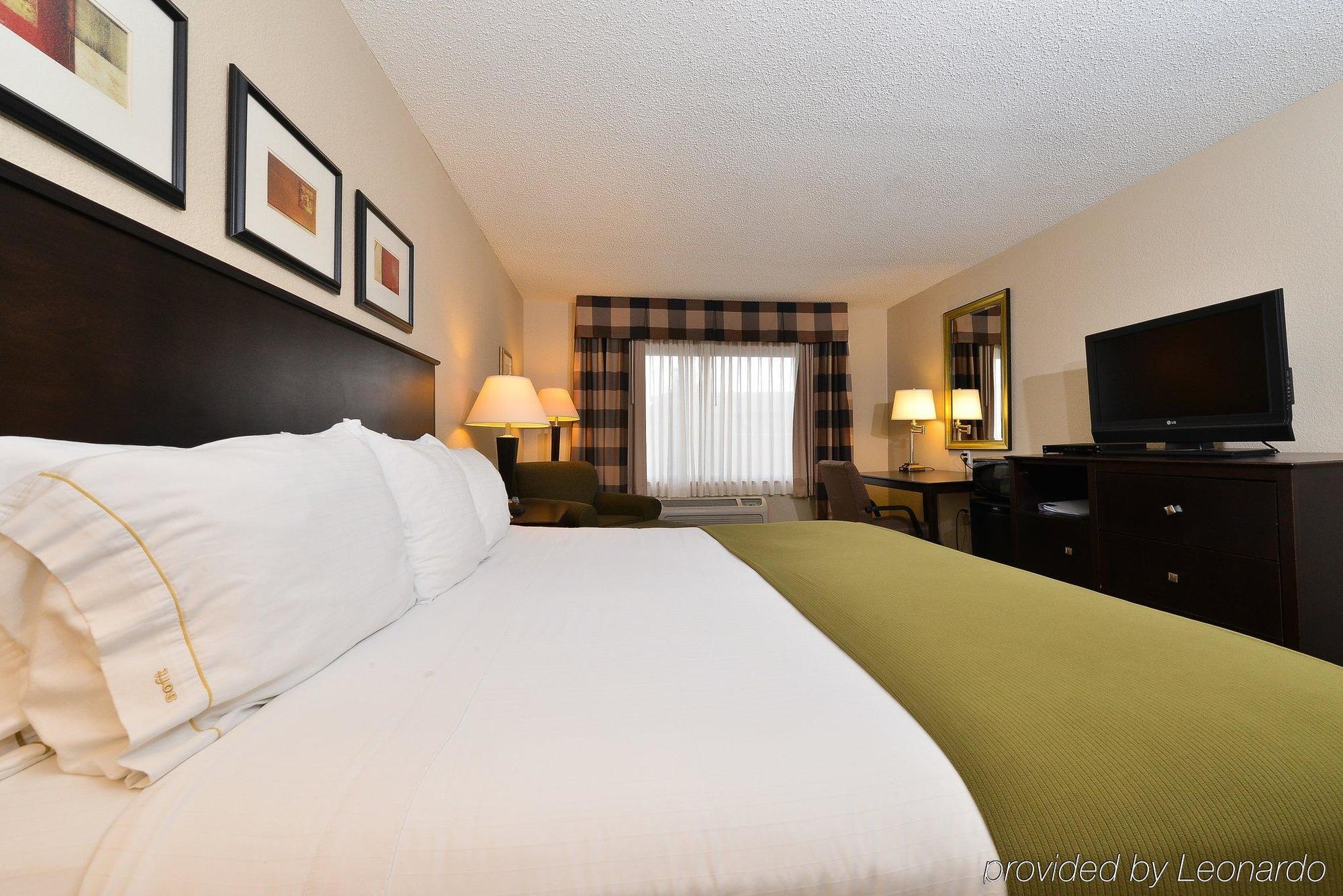 Holiday Inn Express Hotel And Suites Fort Worth/I-20 Экстерьер фото